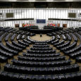 Die EU-Abgeordneten haben mehrheitlich für die Reform gestimmt. Mehrere verteidigten ihr Agieren in der Diskussion.